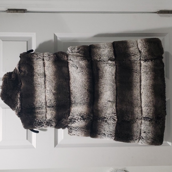 NWT Dylan by True Grit Faux Aspen Fur Love Vest Striped Chinchilla Look Size Sm - Picture 5 of 6